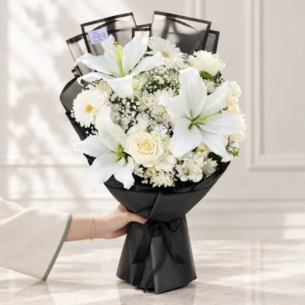 دسته گل لیلیوم سفید رسمی سایه با رز سفید و داوودی
